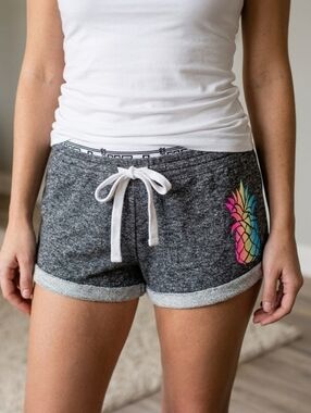 No Boundaries Juniors Medium Grey Athletic Shorts Pineapple Graphic